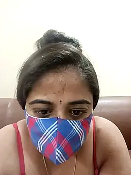 Snapshot of DIZZLING_DIVA chatting on December 2024 10:48:01 PM DIZZLING DIVA online show from December 2024 10:48:01 PM