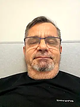 Snapshot of axecoman60 chatting on December 2025 08:50:02 PM axecoman60 online show from December 2025 08:50:02 PM