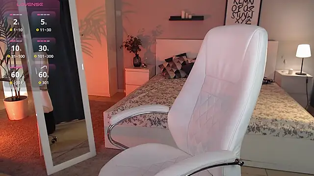 Snapshot of Bellla_Haddid chatting on October 2025 01:06:02 AM Bellla Haddid online show from October 2025 01:06:02 AM