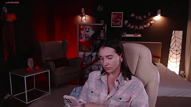 Snapshot of Bellla_Haddid chatting on October 2025 01:05:02 AM Bellla Haddid online show from October 2025 01:05:02 AM