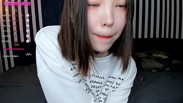 Dark Ester online show from January 2025 01:52:01 PM