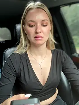 Devill Angel  online show from September 2025 12:17:02 PM