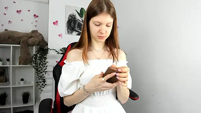 Snapshot of Baby_Evalena chatting on February 2025 04:55:01 AM Baby Evalena online show from February 2025 04:55:01 AM