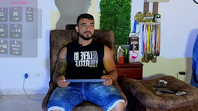 Snapshot of ERIC_HARRISON chatting on March 2025 01:25:02 PM ERIC HARRISON online show from March 2025 01:25:02 PM