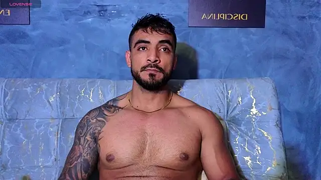 Snapshot of ERIC_HARRISON chatting on October 2025 10:20:02 PM ERIC HARRISON online show from October 2025 10:20:02 PM