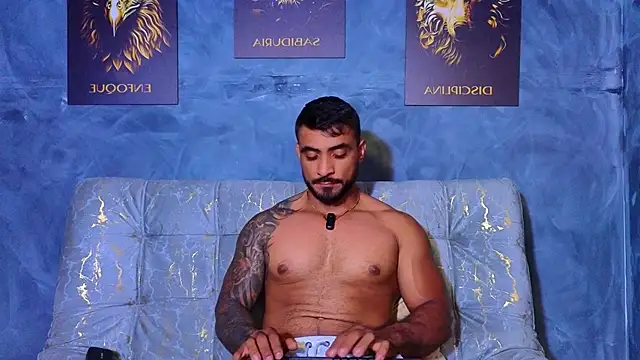 Snapshot of ERIC_HARRISON chatting on October 2025 08:42:02 PM ERIC HARRISON online show from October 2025 08:42:02 PM