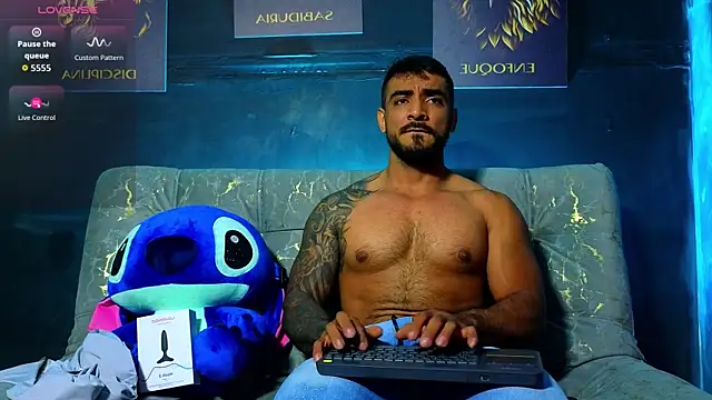 Snapshot of ERIC_HARRISON chatting on October 2025 11:54:02 PM ERIC HARRISON online show from October 2025 11:54:02 PM