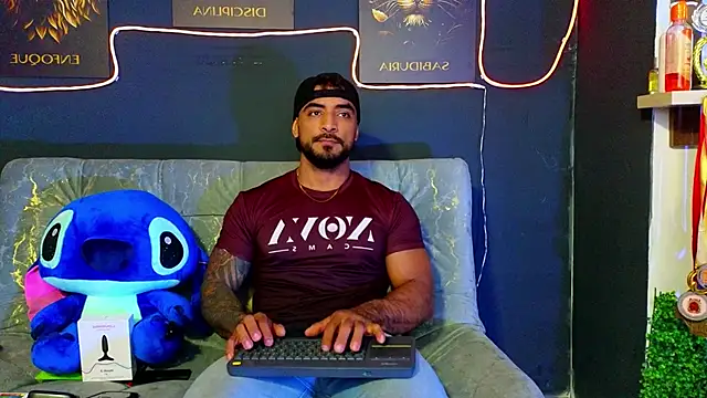 Snapshot of ERIC_HARRISON chatting on November 2025 09:53:01 PM ERIC HARRISON online show from November 2025 09:53:01 PM