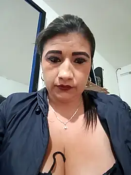 Snapshot of Hannahcandyy chatting on March 2025 01:35:02 PM Hannahcandyy online show from March 2025 01:35:02 PM