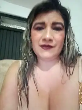 Snapshot of Hannahcandyy chatting on September 2025 03:39:02 AM Hannahcandyy online show from September 2025 03:39:02 AM