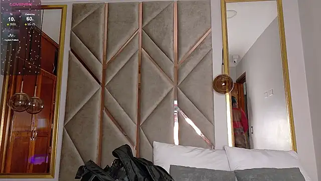 Snapshot of Lola_King chatting on January 2025 04:44:01 AM Lola King online show from January 2025 04:44:01 AM