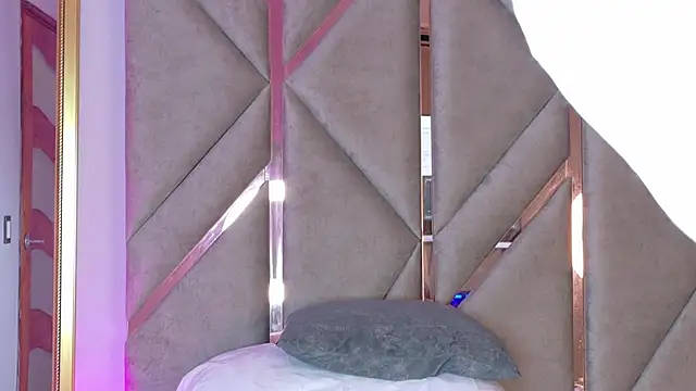 Snapshot of Lola_King chatting on March 2025 08:23:02 AM Lola King online show from March 2025 08:23:02 AM