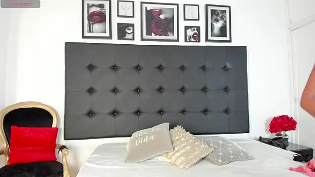 SaraDreamss online show from January 2025 08:32:02 PM