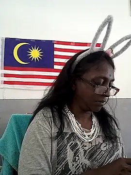 mamakarma1403 online show from November 2025 04:25:02 AM