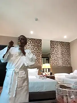 mamakarma1403 online show from April 2026 03:53:02 AM