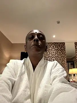 mamakarma1403 online show from April 2026 07:24:01 AM