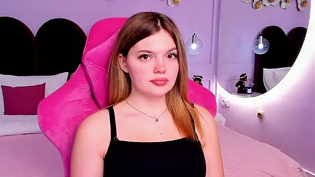 Snapshot of ZaraBloom chatting on January 2025 10:41:01 PM ZaraBloom online show from January 2025 10:41:01 PM