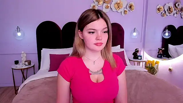 Snapshot of ZaraBloom chatting on March 2025 02:06:02 AM ZaraBloom online show from March 2025 02:06:02 AM