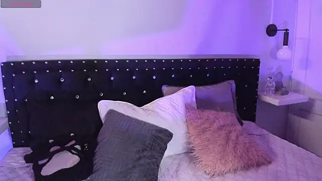 Ghosty Doll online show from September 2025 06:20:02 PM