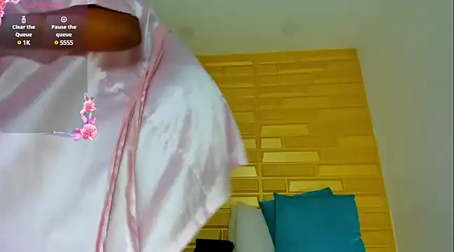 Snapshot of ebony_beckyy chatting on January 2025 01:24:01 PM ebony beckyy online show from January 2025 01:24:01 PM