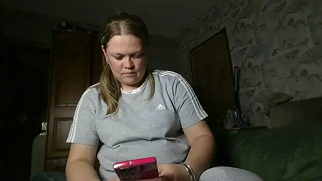 Snapshot of comeforfun24 chatting on March 2025 08:22:01 PM comeforfun24 online show from March 2025 08:22:01 PM