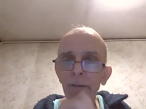 mariusica1xh online show from January 2026 08:01:01 PM