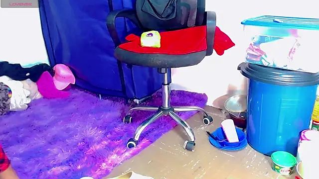 nicol gill  online show from February 2025 05:29:01 PM