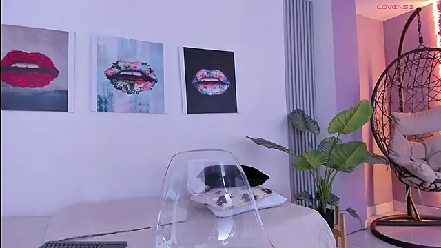 Angela donnato online show from November 2025 03:50:02 AM