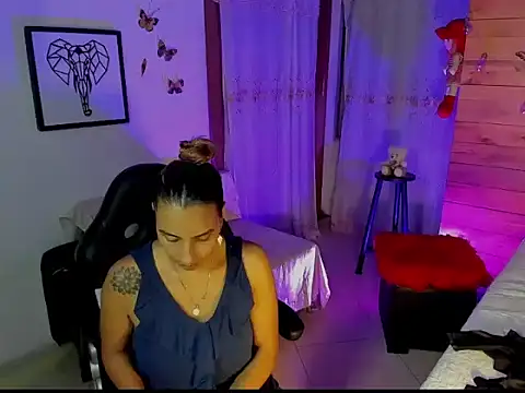 mykaelahoney online show from February 2026 02:55:02 AM