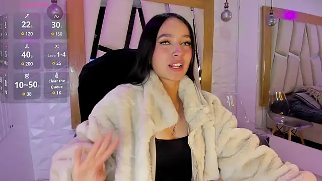 sophie ws online show from December 2024 04:31:02 AM