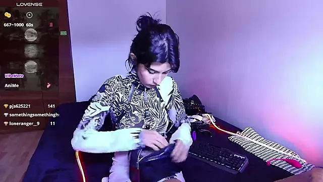 Snapshot of bellatrix25 chatting on March 2025 07:34:01 PM bellatrix25 online show from March 2025 07:34:01 PM