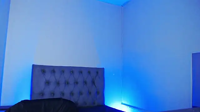 bellatrix25 online show from April 2026 04:27:02 PM