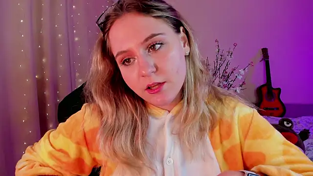 Diana Flower online show from March 2025 12:13:01 PM