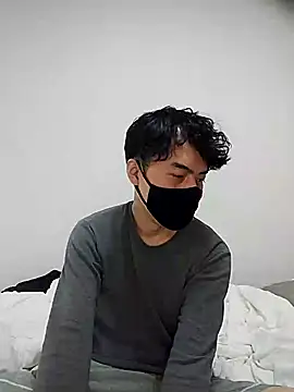 whitebriefboy online show from February 2025 04:35:02 AM