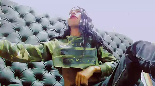 Snapshot of danna_veryhot_ chatting on March 2025 10:05:01 AM danna veryhot online show from March 2025 10:05:01 AM