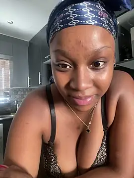 Candy Love 18 online show from February 2026 09:10:02 AM