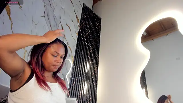 ebony hot1 online show from April 2026 02:06:02 PM