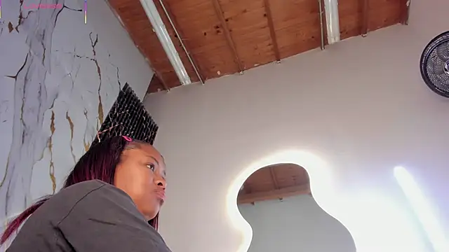 ebony hot1 online show from April 2026 02:00:02 PM