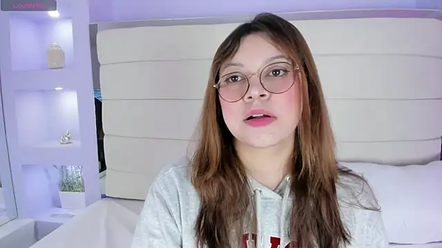 Lanna18 online show from February 2025 11:49:01 AM