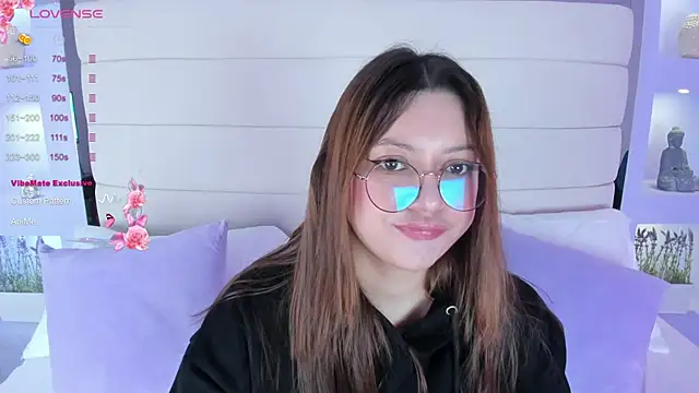 Lanna18 online show from February 2025 11:52:01 AM