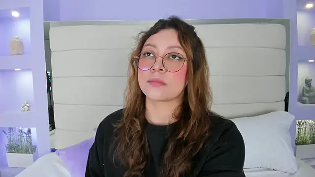 Lanna18 online show from March 2025 11:51:01 AM