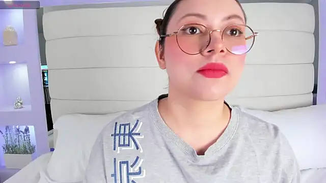 Lanna18 online show from March 2025 11:44:02 AM