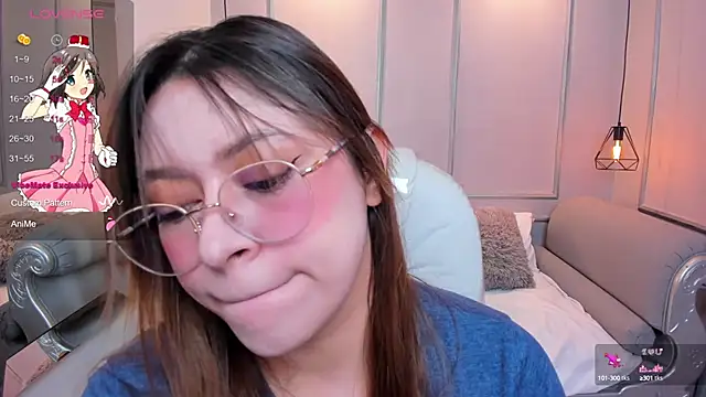 Lanna18 online show from September 2025 11:43:02 AM