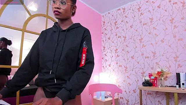 Snapshot of amber-hill chatting on March 2025 04:21:01 AM amber-hill online show from March 2025 04:21:01 AM