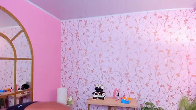 Snapshot of amber-hill chatting on March 2025 01:22:01 AM amber-hill online show from March 2025 01:22:01 AM