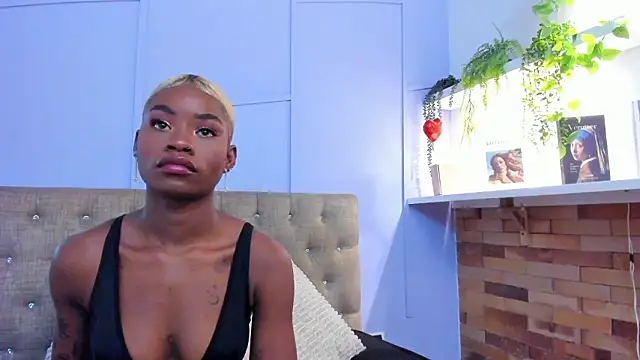 amber-hill online show from February 2026 06:13:02 PM