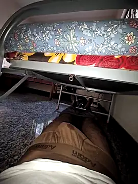 Snapshot of Yours_daddy6728 chatting on November 2025 12:04:01 PM Yours daddy6728 online show from November 2025 12:04:01 PM