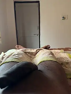 Yours daddy6728 online show from May 2026 10:01:02 AM