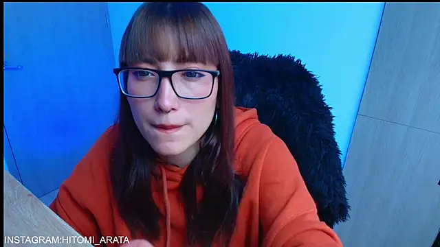 hitomi arata online show from May 2026 06:35:01 PM