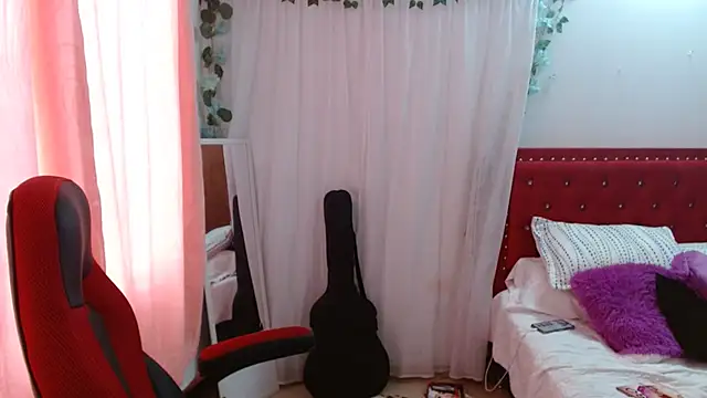 helenca43 online show from October 2025 12:50:01 PM